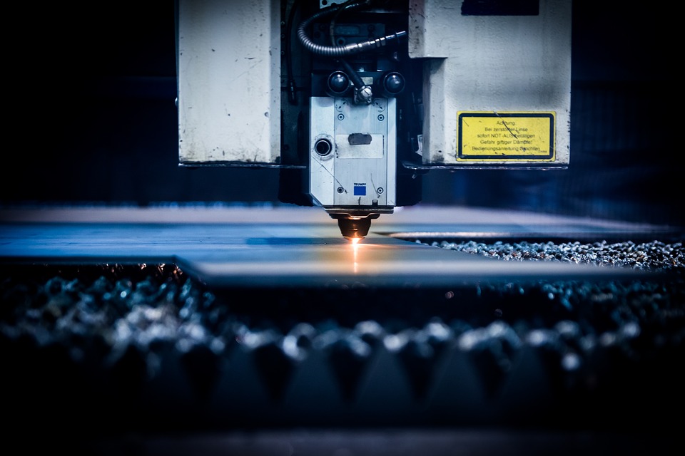 Laser cutting-Michigan Contract Manufacturing Team